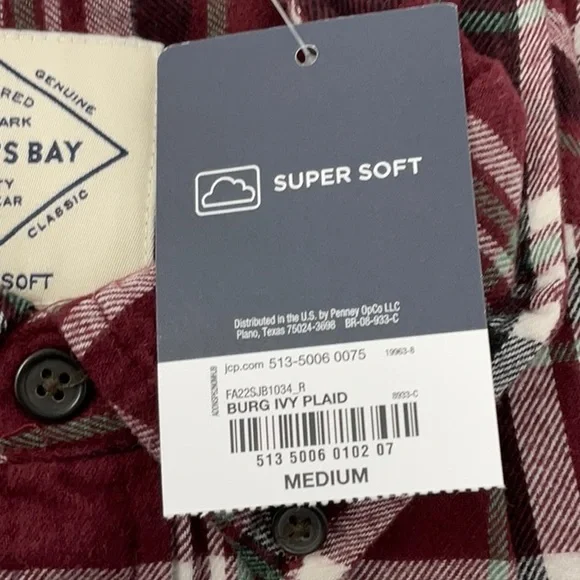 NWT men’s St John’s Bay Classic Fit Signature Flannel button down shirt, size M - Picture 4 of 8